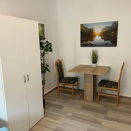Gaestewohnung 1 Ogr In Der Naehe Zur Veltinsarena - Gaestewilli 1 Gelsenkirchen