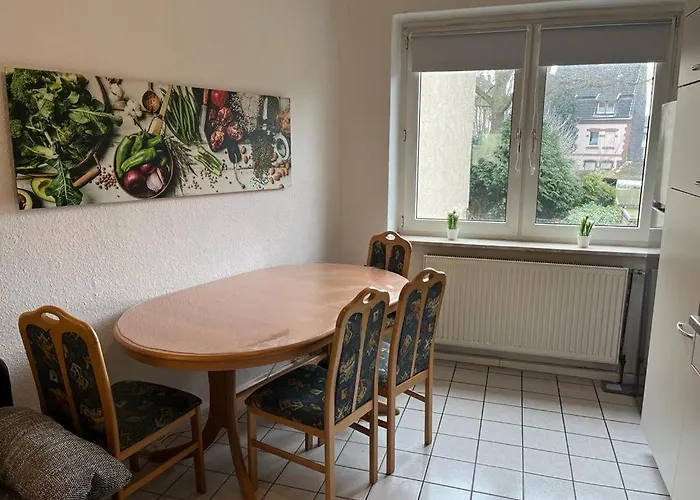 Gaestewohnung 1 Ogr In Der Naehe Zur Veltinsarena - Gaestewilli 1 *